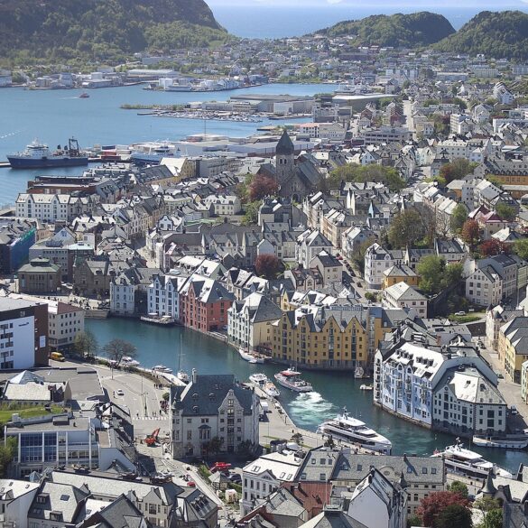 Top Things To Do In The City Of Ålesund