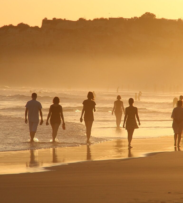 Portugal Gives Advice to Locals And Tourists