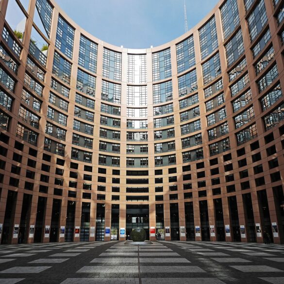 EU Parliament to Promote Transparent Tourism in Europe